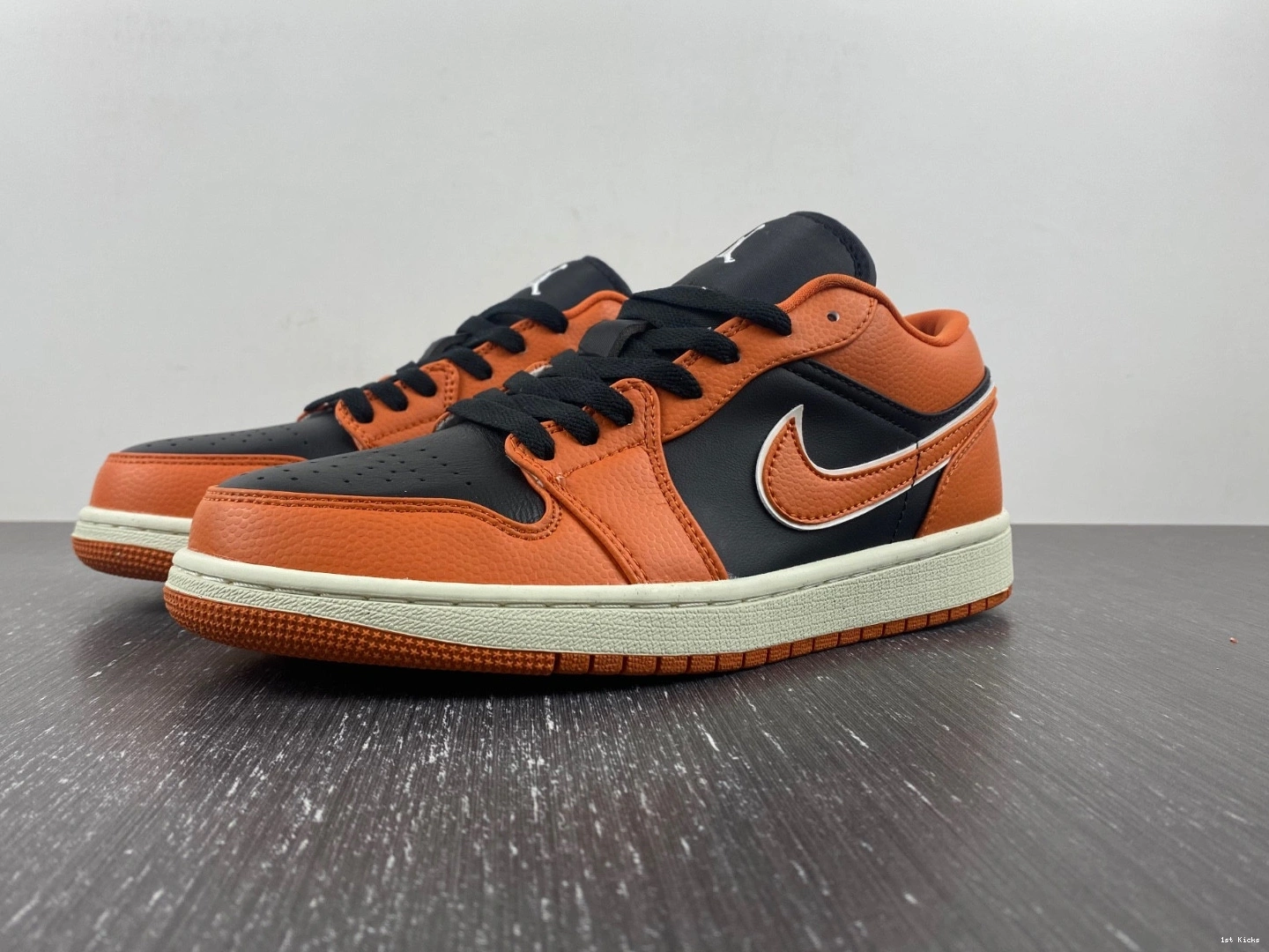 Jordan DV1299-800 WMNS 1 Spice Sport Low Air 1228